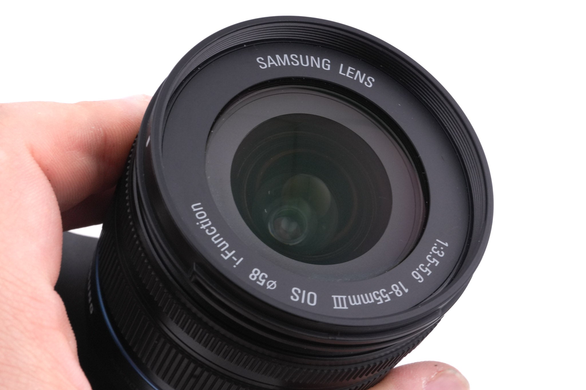 Samsung NX210 + 18-55mm f3.5-5.6 III OIS i-Function