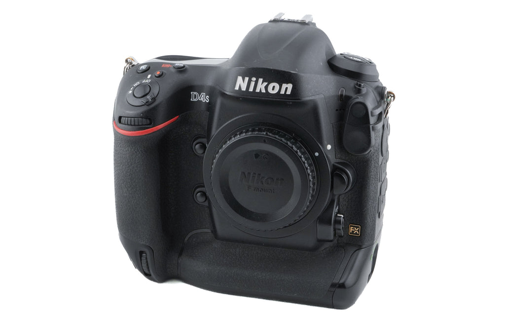 Nikon D4S
