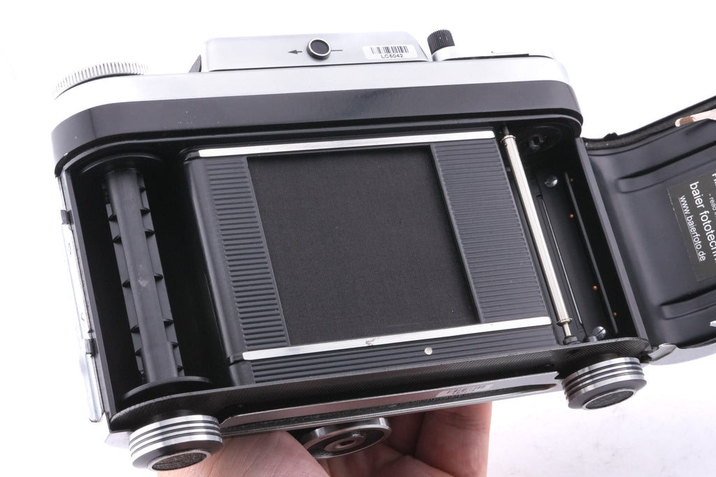 Pentacon Six TL + Praktisix/Pentacon Six Waist Level Finder