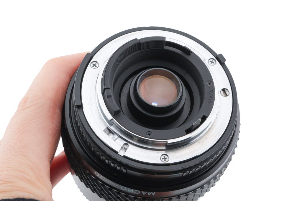 Tokina 28-70mm f3.5-4.5 AF Macro