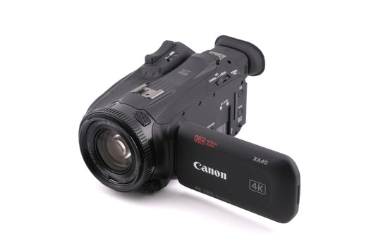 Canon XA40 - Camera
