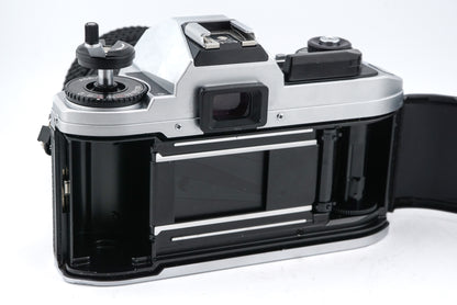 Nikon FG-20 + 28-70mm f3.5-4.5 SD
