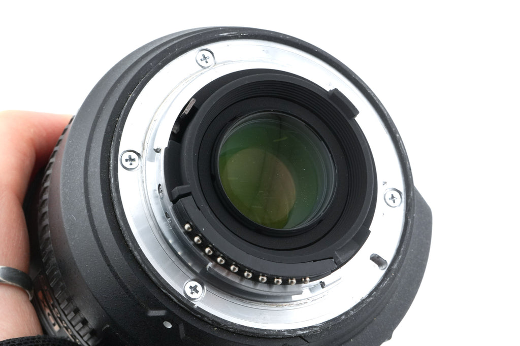 Nikon 18-200mm f3.5-5.6 AF-S Nikkor G ED VR