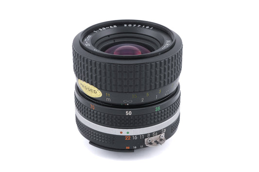 Nikon 35-70mm f3.3-4.5 Zoom-Nikkor AI-S