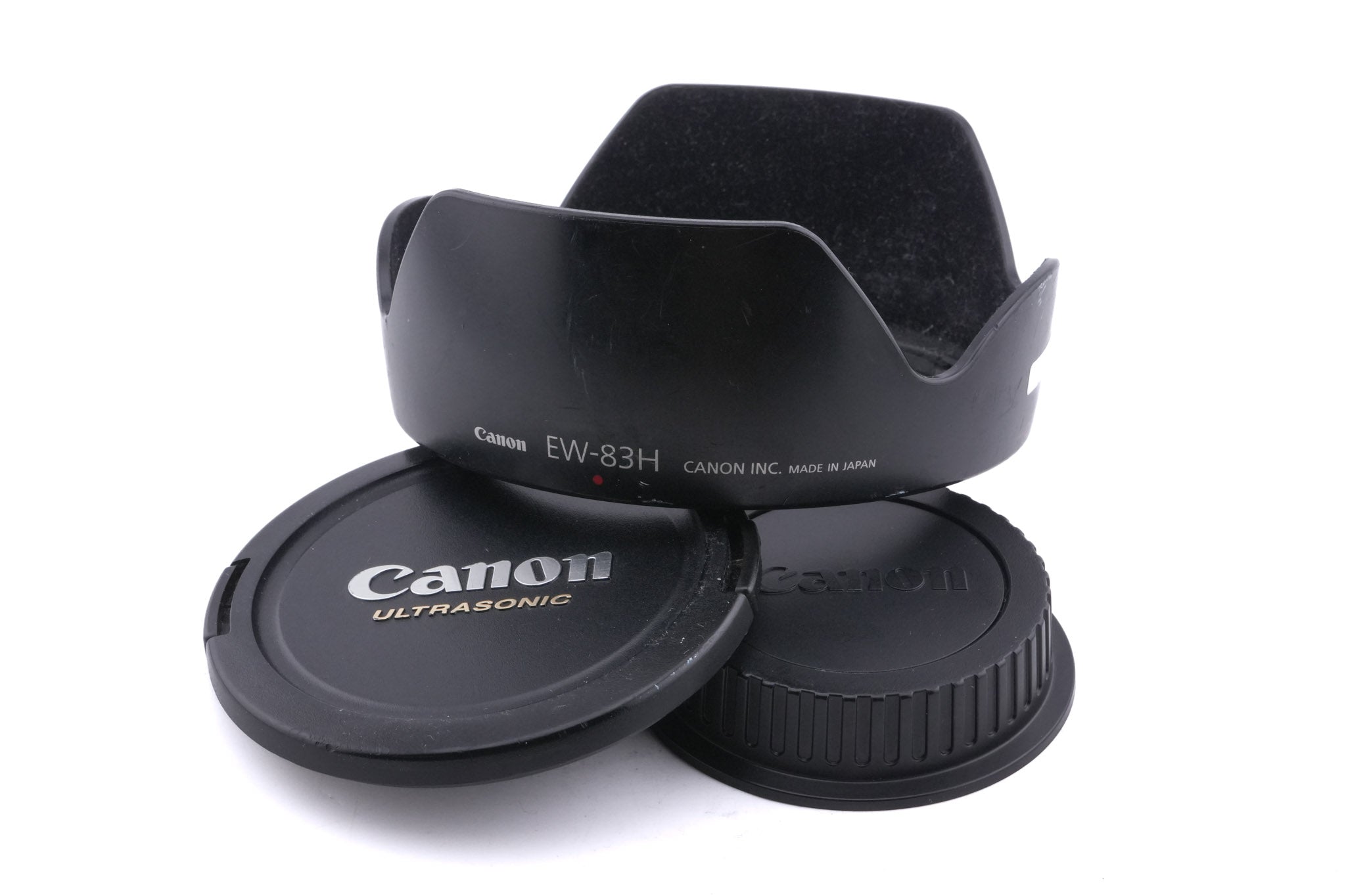 Canon 24-105mm f4 L IS USM + EW-83H Lens Hood