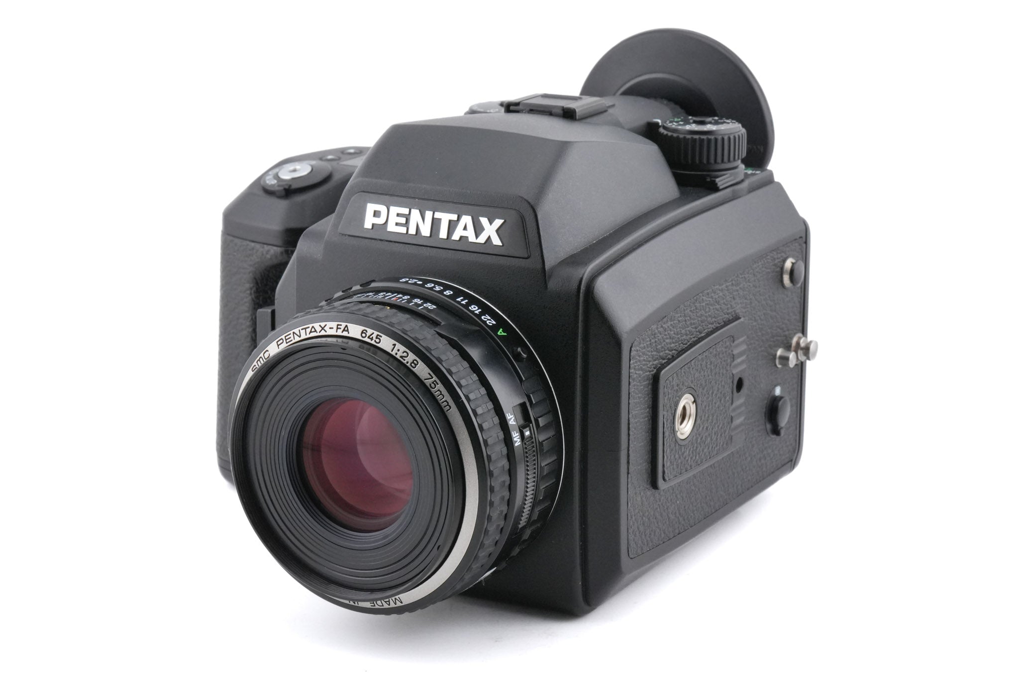 Pentax 645NII + 75mm f2.8 SMC Pentax-FA 645
