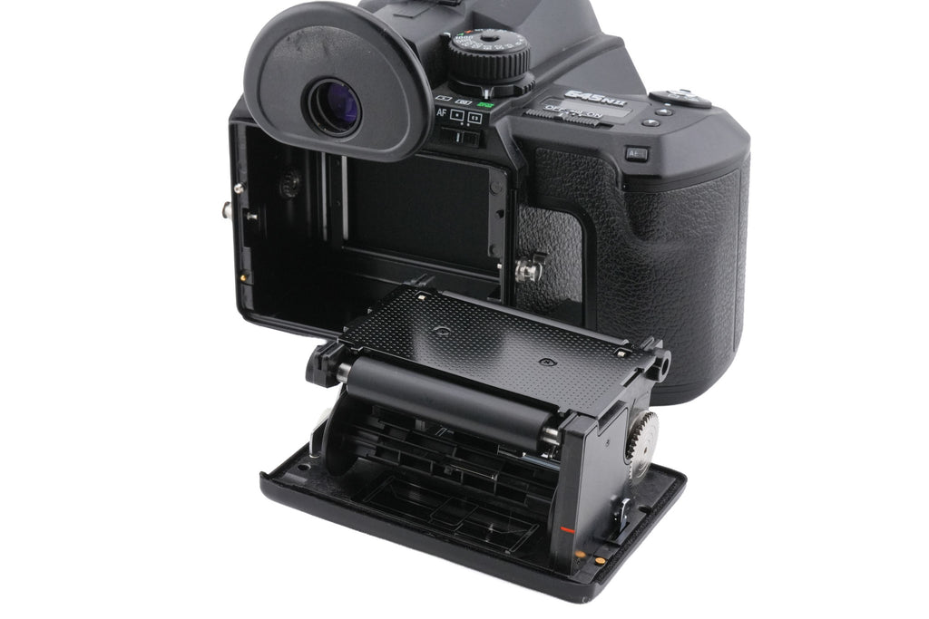 Pentax 645NII + 75mm f2.8 SMC Pentax-FA 645