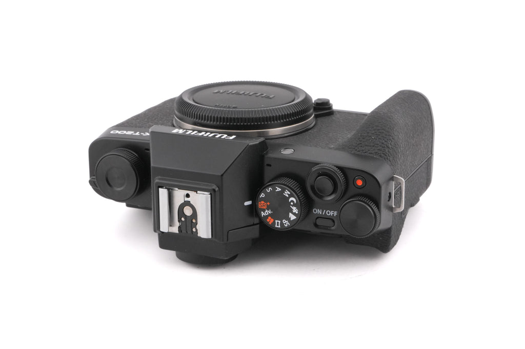 Fujifilm X-T200