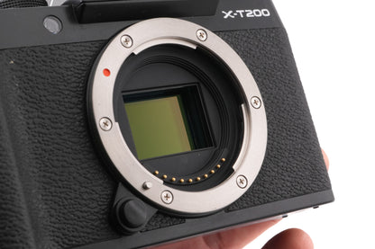 Fujifilm X-T200