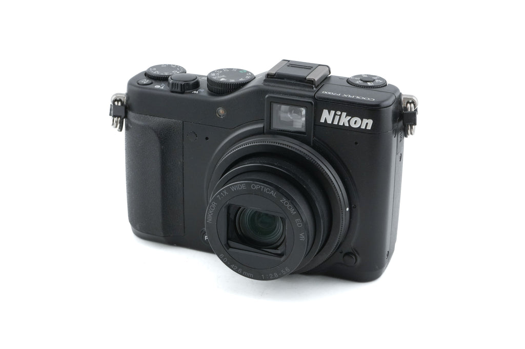 Nikon Coolpix P7000