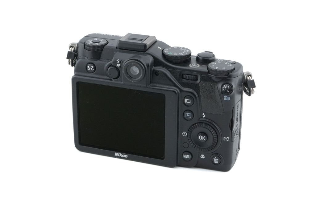 Nikon Coolpix P7000