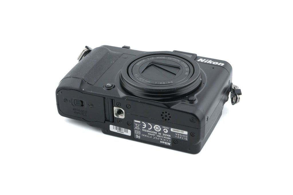 Nikon Coolpix P7000