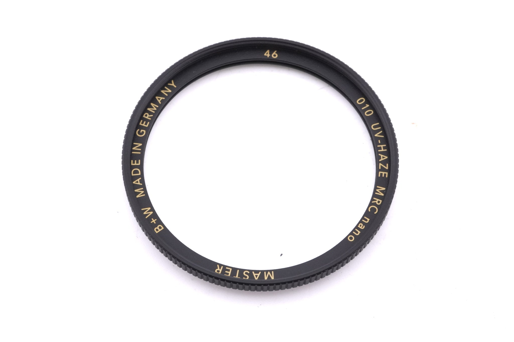 B+W 46mm UV-Haze Filter MRC Nano Master (010)