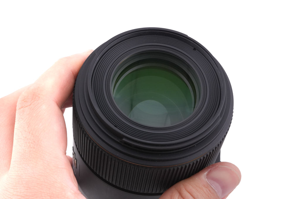 Sigma 105mm f2.8 EX DG Macro HSM OS