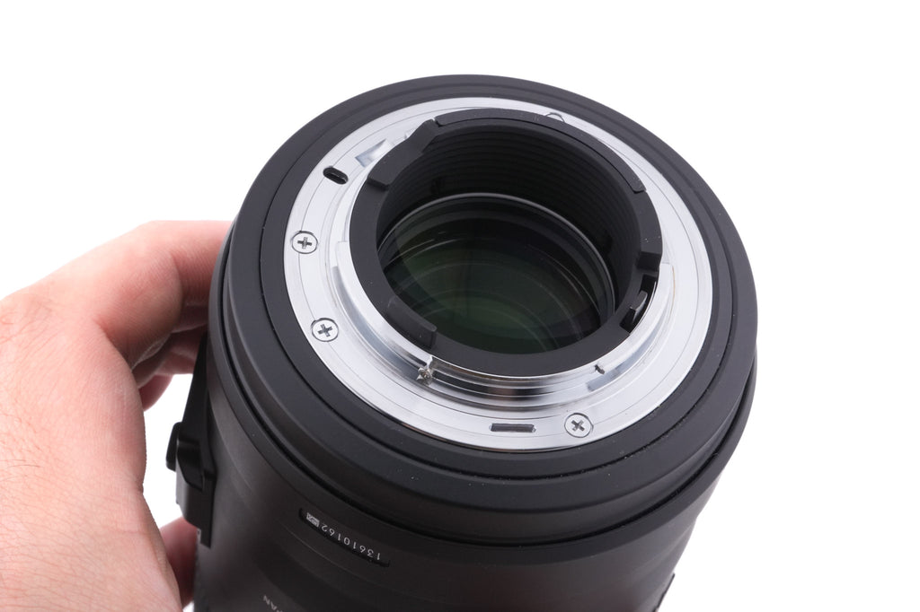 Sigma 105mm f2.8 EX DG Macro HSM OS