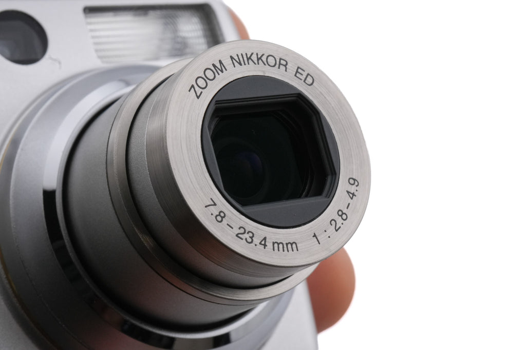 Nikon Coolpix 4200