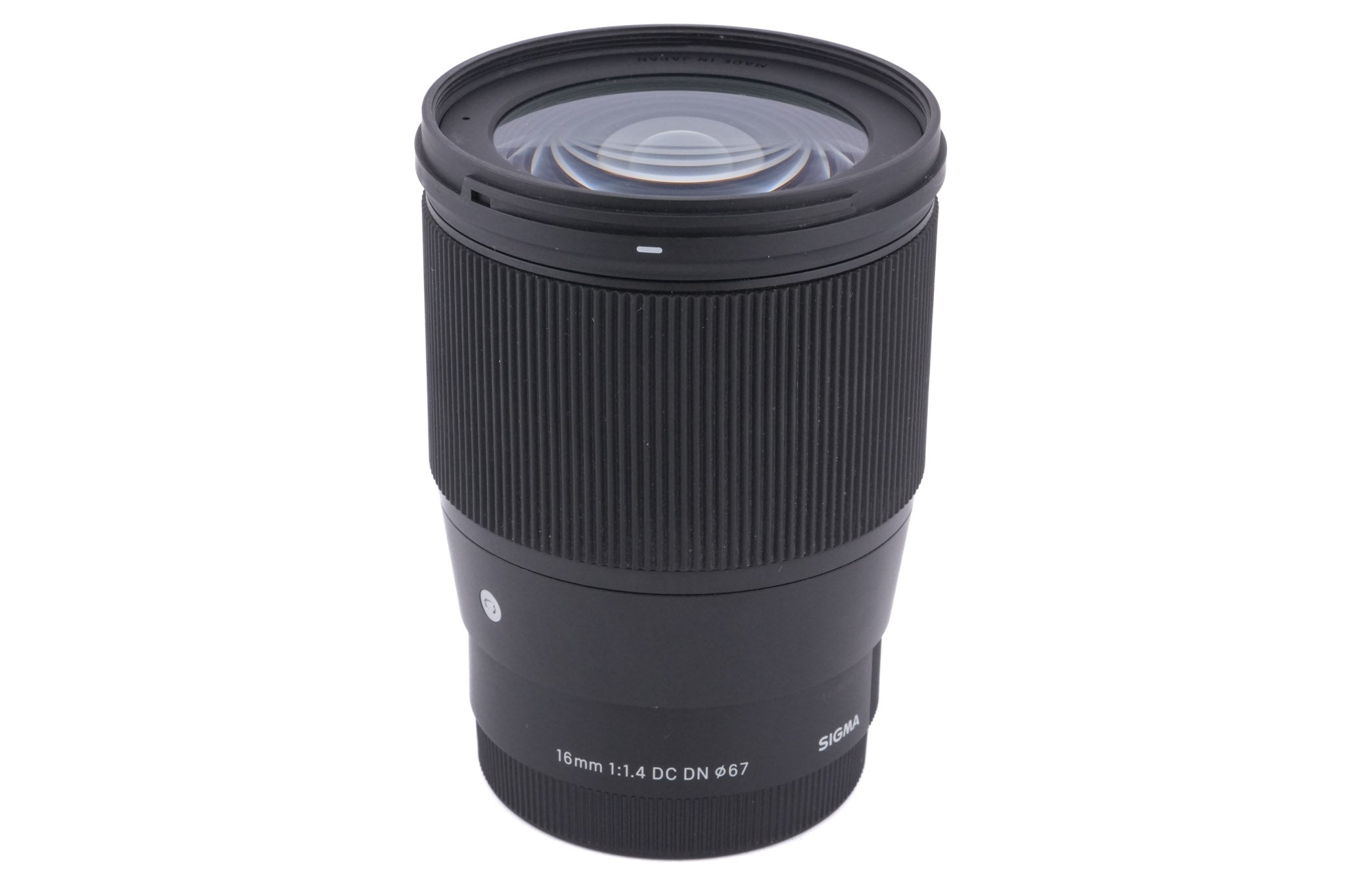 Sigma 16mm f1.4 DC DN Contemporary (017)