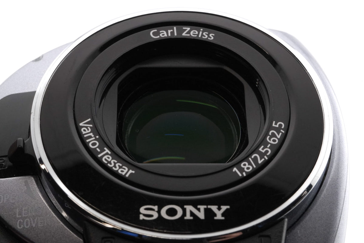 Sony Handycam DCR-SR72