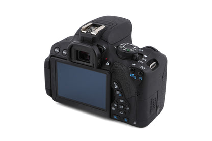 Canon EOS 700D