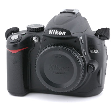 Nikon D5000