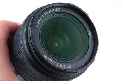Sony 18-70mm f3.5-5.6 DT Macro