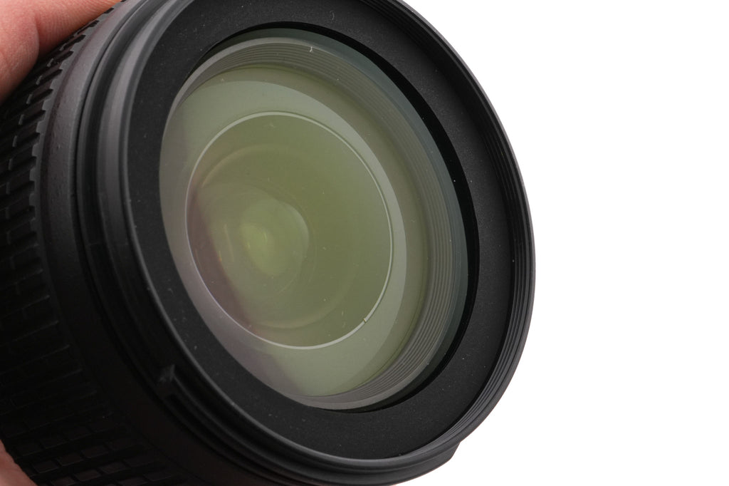 Nikon 18-105mm f3.5-5.6 AF-S Nikkor G ED VR