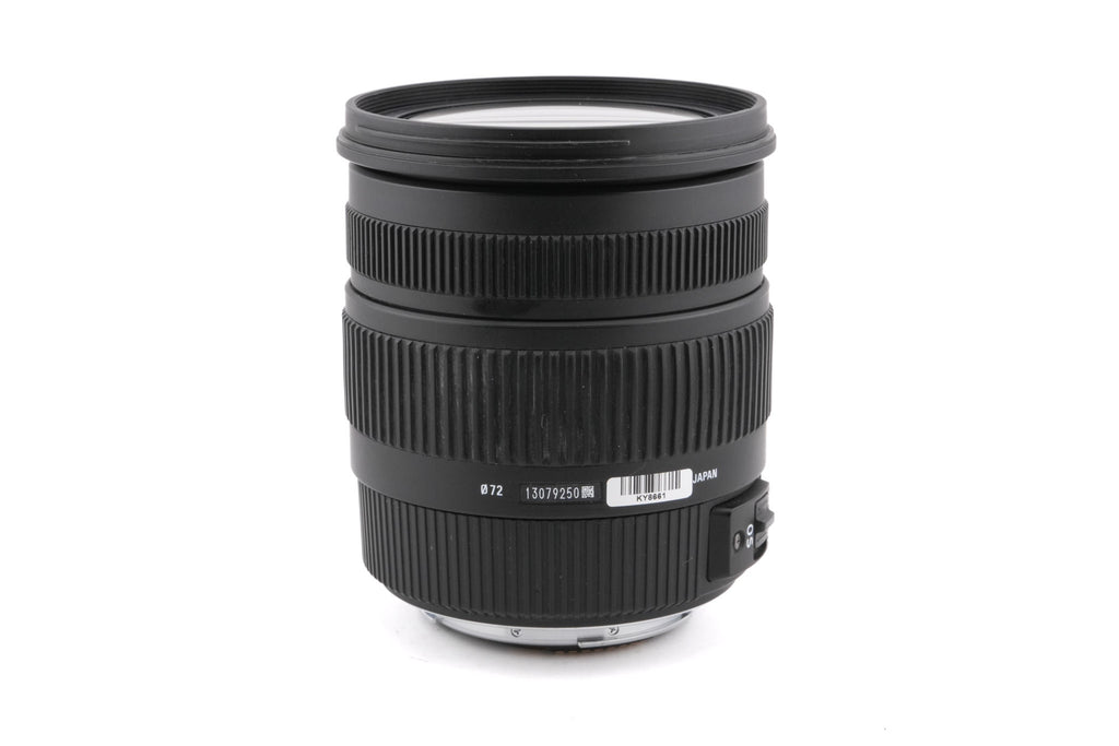 Sigma 17-70mm f2.8-4 DC HSM OS Macro