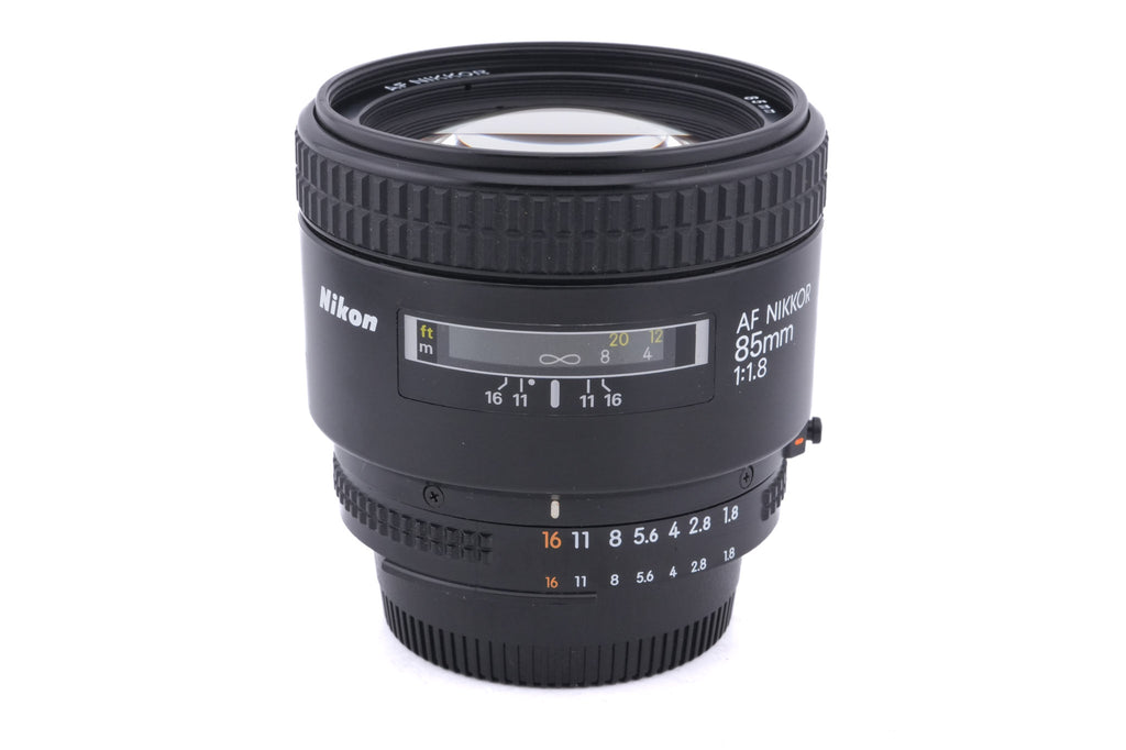 Nikon 85mm f1.8 AF Nikkor