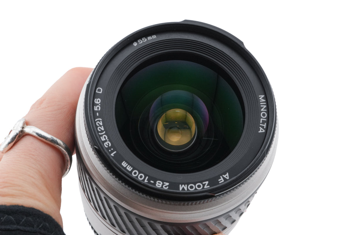 Minolta 28-100mm f3.5-5.6 AF Zoom D