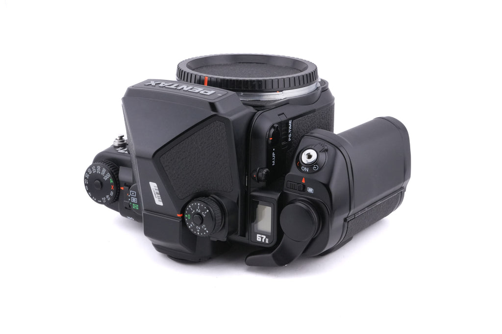 Pentax 67 II + AE Pentaprism Finder (67 II)