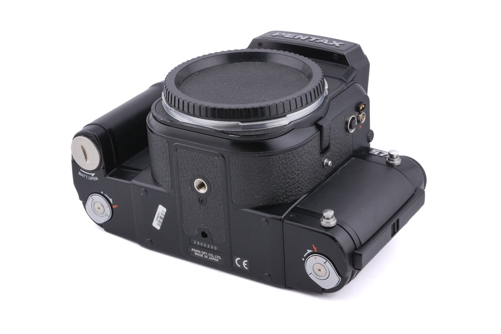 Pentax 67 II + AE Pentaprism Finder (67 II)
