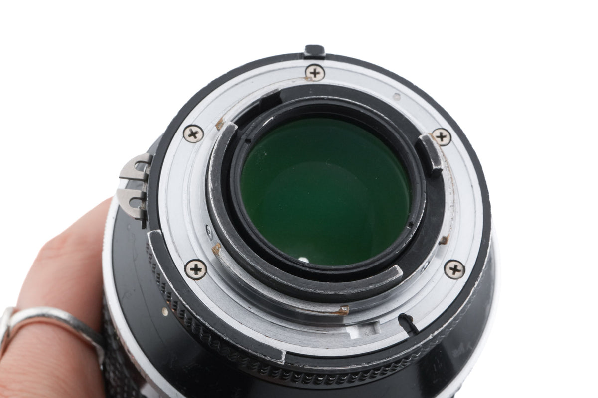 Nikon 180mm f2.8 Nikkor*ED AI-S