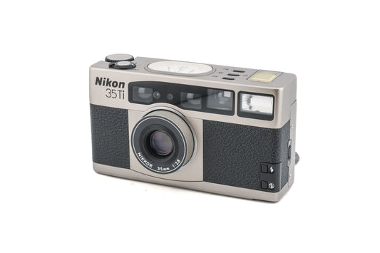 Nikon 35Ti - Camera
