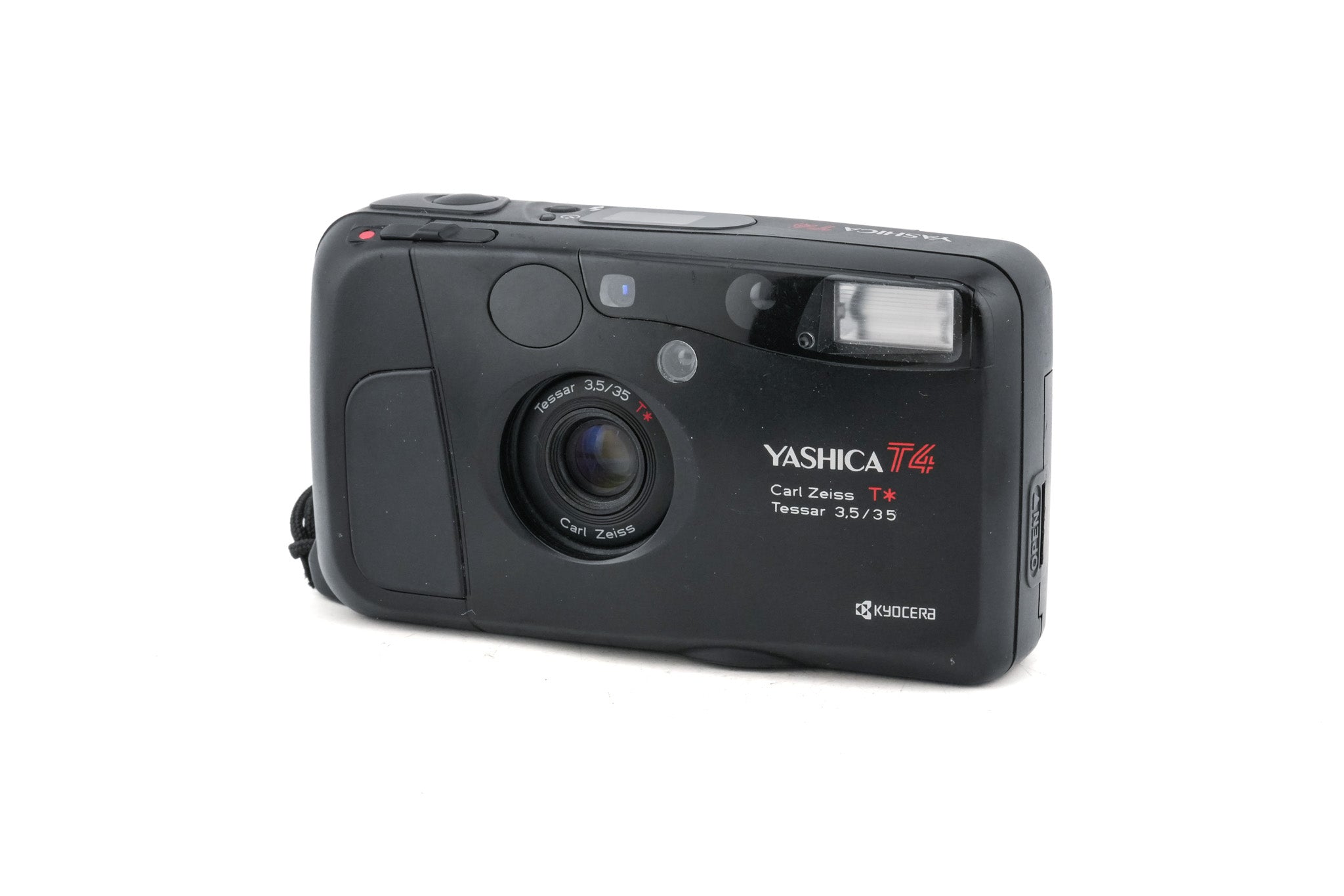 Yashica T4