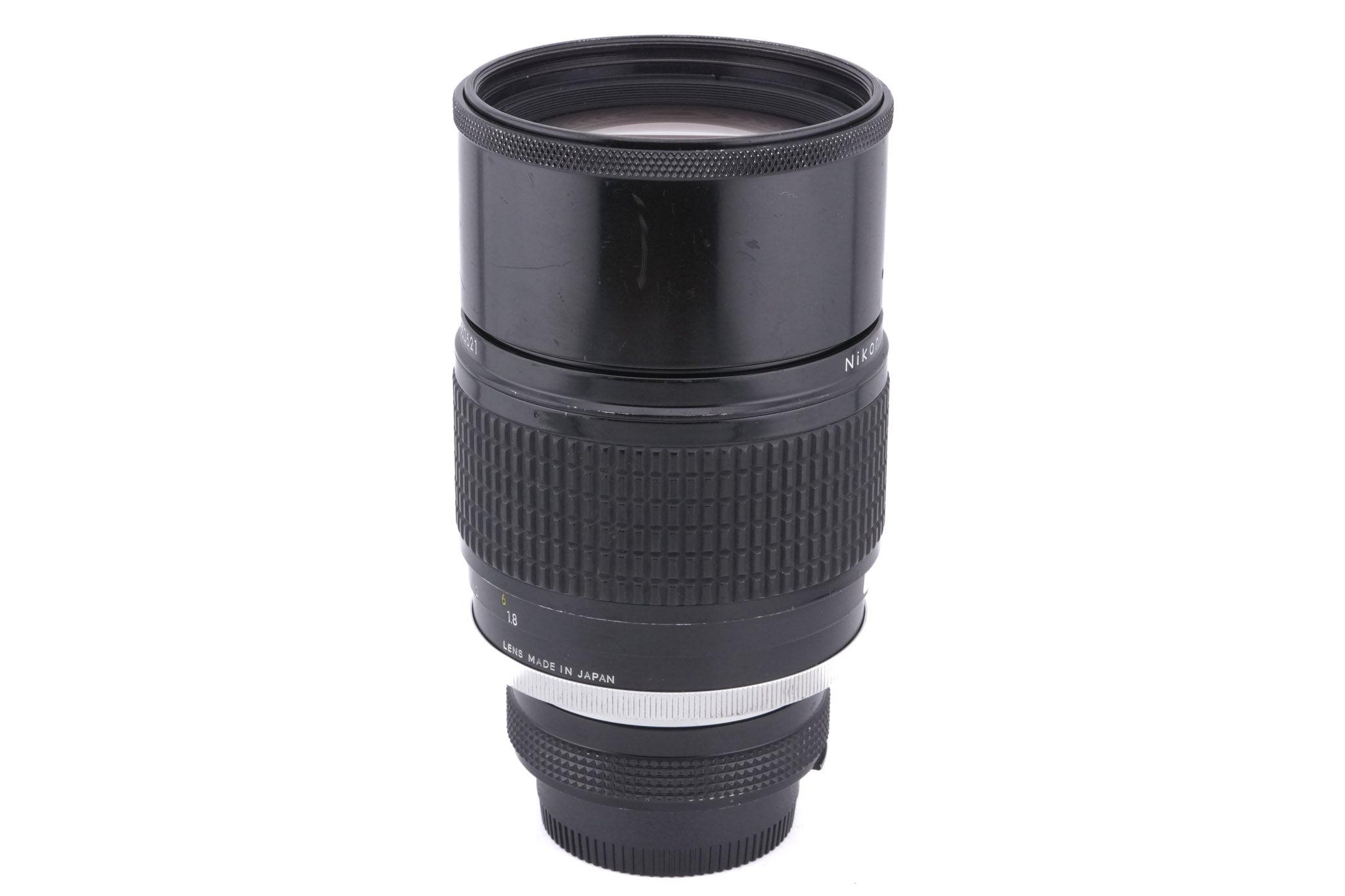 Nikon 180mm f2.8 Nikkor AI