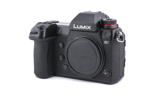 Panasonic Lumix DC-S1