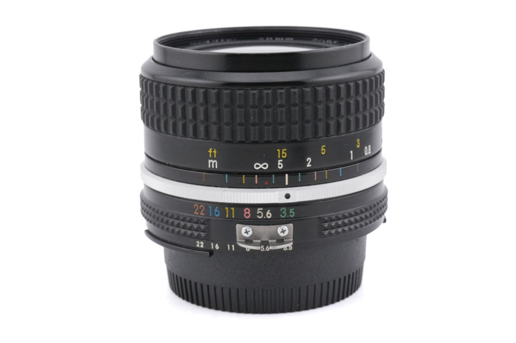 Nikon 28mm f3.5 Nikkor AI