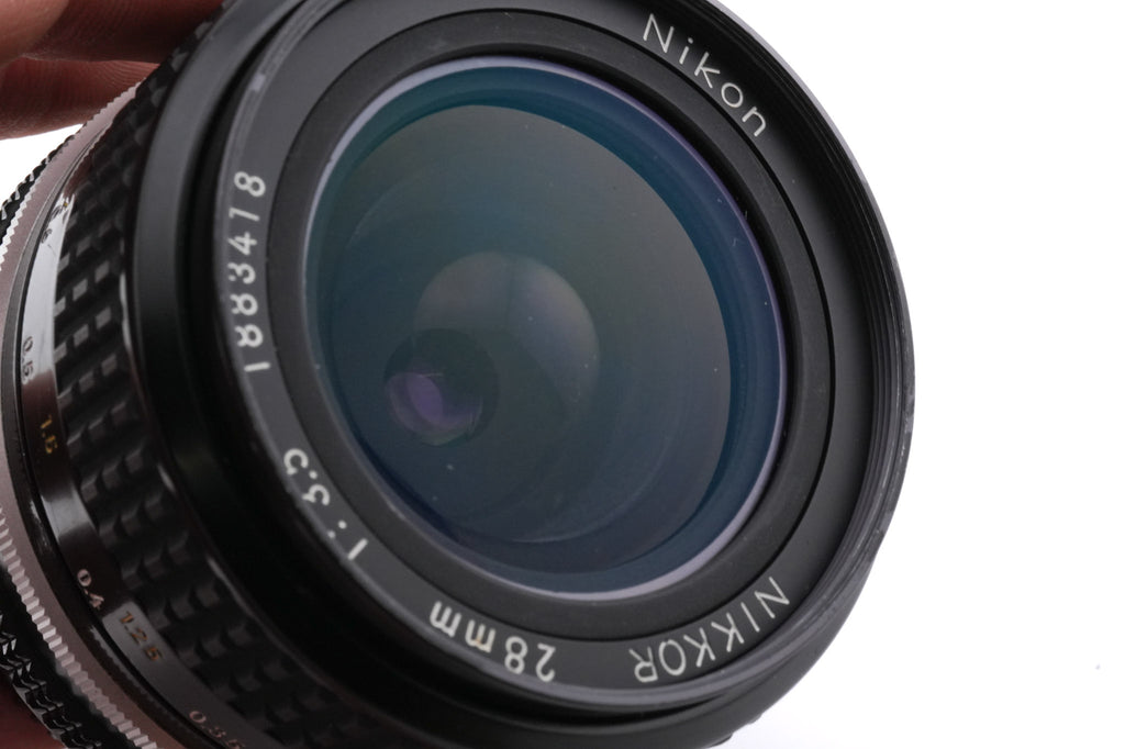 Nikon 28mm f3.5 Nikkor AI