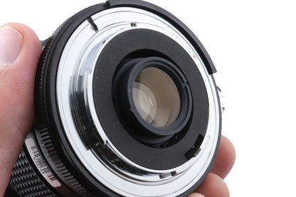 Vivitar 28mm f2.5 Auto Wide-Angle AI