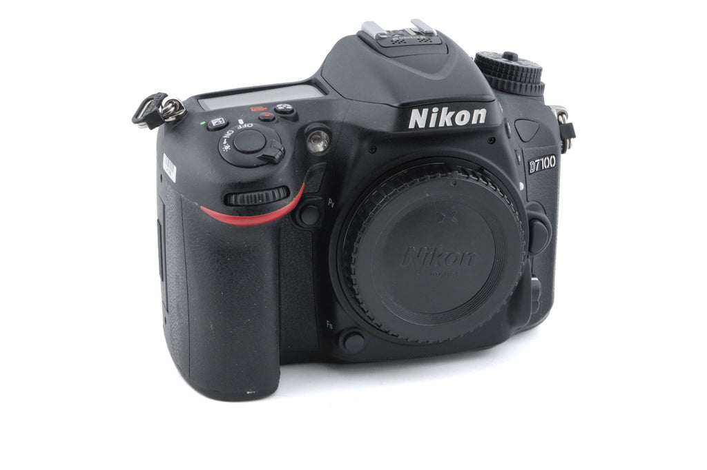 Nikon D7100