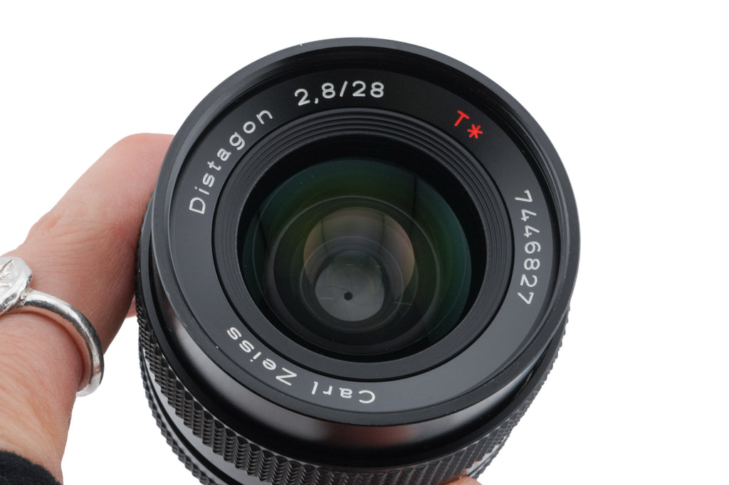 Carl Zeiss 28mm f2.8 Distagon T* (MM)
