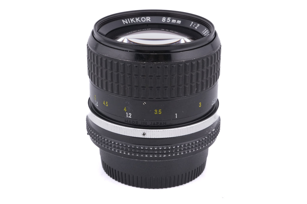 Nikon 85mm f2 Nikkor AI