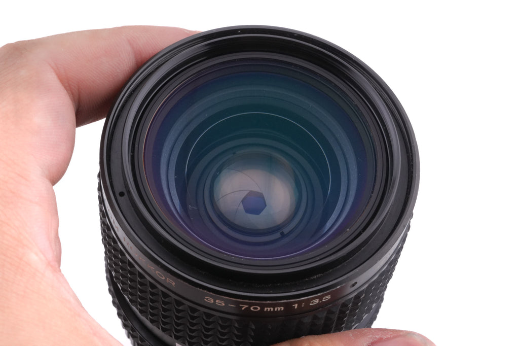 Minolta 35-70mm f3.5 MD Zoom Rokkor