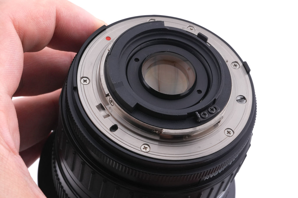 Soligor 19-35mm f3.5-4.5 AF Zoom MC