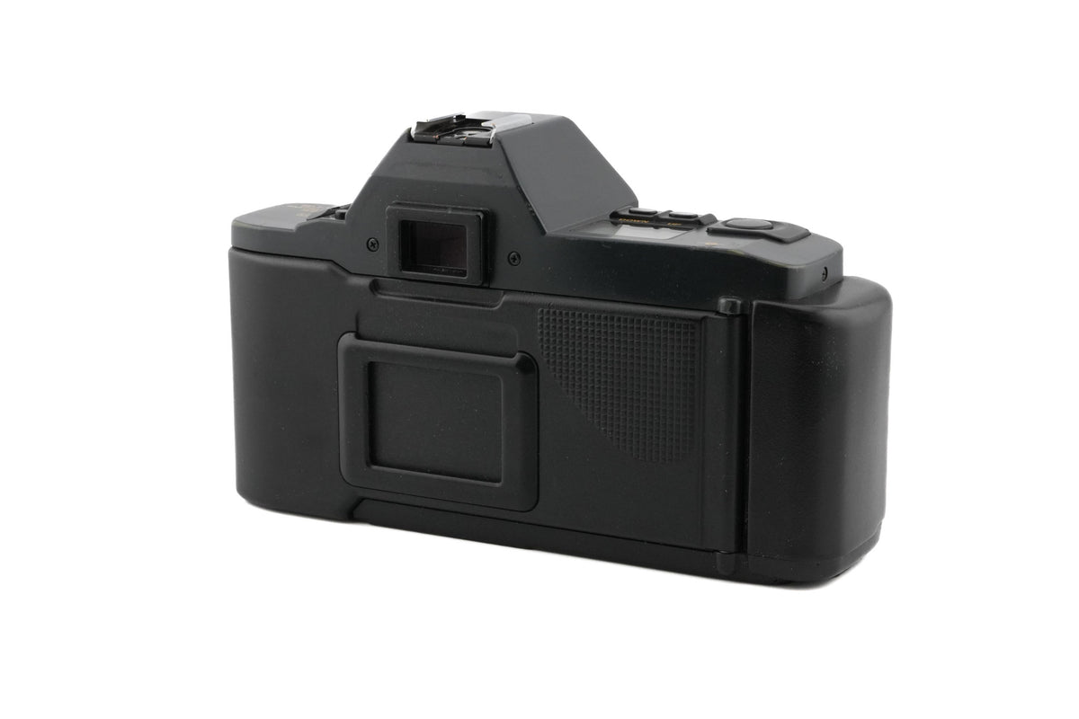 Canon T70