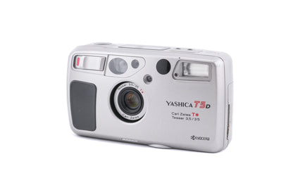 Yashica T5D
