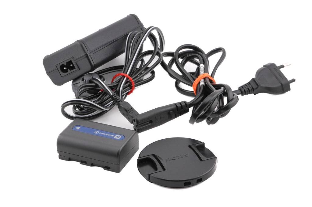 Sony Cyber-Shot DSC-F828