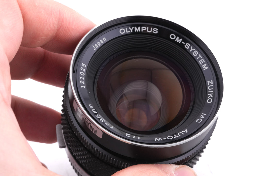 Olympus 35mm f2 Zuiko Auto-W MC