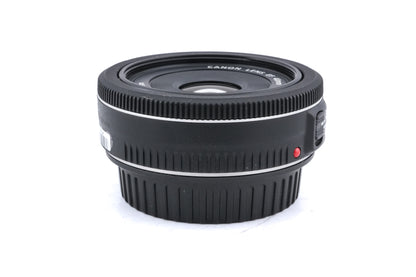 Canon 40mm f2.8 STM