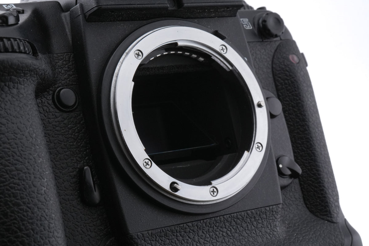 Nikon F5